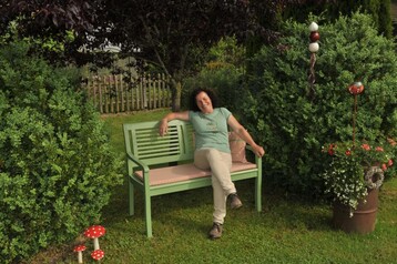 Im Garten von Andrea Daiber. 
Gartenbesitzerun Andrea Daiber