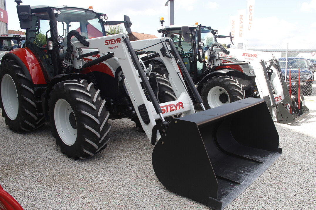   Die neuen Frontlader von Steyr