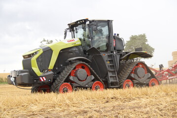 Den neuen Xerion von Claas gibt es mit 590 und 650 PS. 