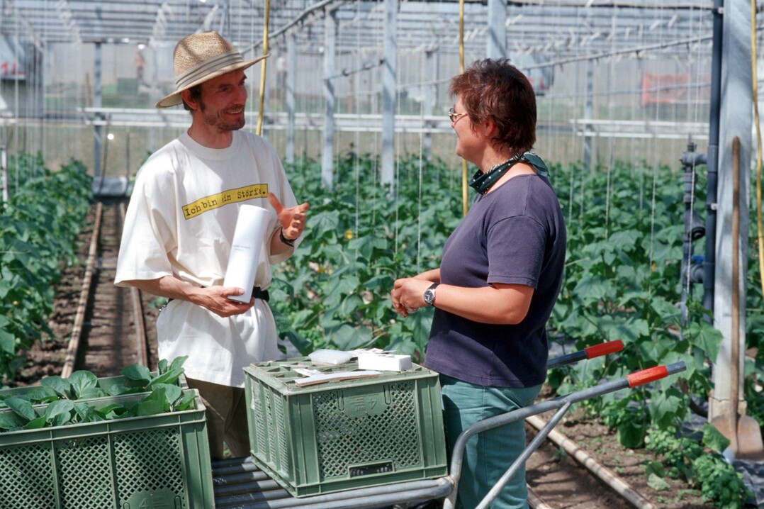 Ein Vertrauensvorschuss von Ihnen weckt beim Gegenüber meist ebenfalls Vertrauen.