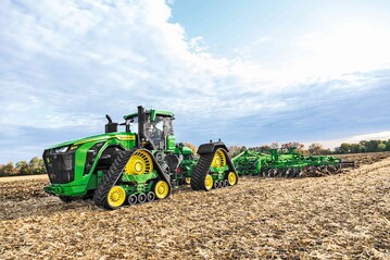John Deere fhrt den 9RX-Traktor ein.
