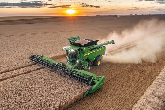John Deere stellt die neuen S7-Mhdrescher vor.