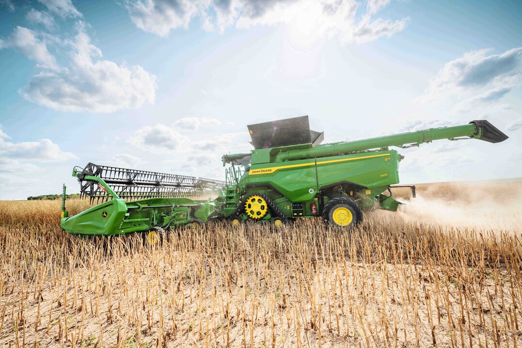 John Deere stellt die neuen S7-Mhdrescher vor.