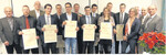 Meisterbriefübergabe in Bruchsal: Dr. Ulrich Roßwag, Dr. Ulrich Kraft, Beate Laible (v. r.) und Werner Kunz (l.) gratulierten dem erfolgreichen Berufsnachwuchs.