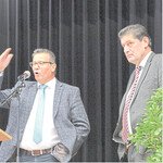 Landwirtschaftsminister Peter Hauk (l.) und Eberhard Zucker, Vorsitzender des BV Heilbronn-Ludwigsburg, stellten sich den Fragen der anwesenden Landwirte.