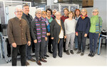Die Landfrauen Zollernalb besichtigten die Lernfabrik 4.0 an der Philipp-Matthäus-Hahn-Schule Balingen. Betreut wurden sie von Schulleiter Eugen Straubinger (2. v. l.) und seinem Stellvertreter Martin Schatz.