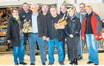 Abschiedsfeier mit Monika Gauger, Schreibkraft; Matthias Schupp, Rinderunion und neuer Auktionator; Robert Hepp, Alfred Preiser, Rinderunion; Karl Gebert, Hubert Schönenberger, Susanne Lacher, Marktabwicklung, Martin Ganter, Rinderunion, und Monika Härtel, ebenfalls Marktabwicklung.