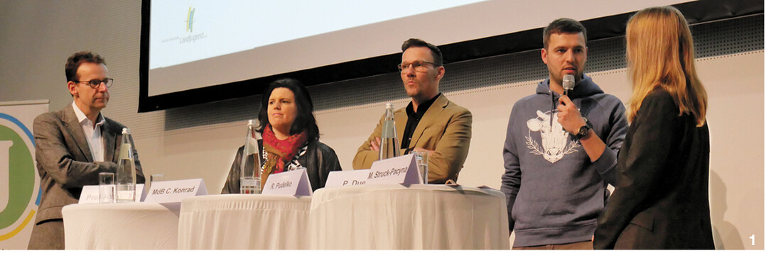 Auf dem Podium diskutierten beim Junglandwirtekongress (v. l.): Professor Dr. Achim Spiller, Uni Göttingen; Carina Konrad, MdB; Robert Pudelko, Kaufland, und Philipp Duelli, Junglandwirt aus Pfrungen.