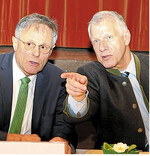 Für den Ausbau der digitalen Infrastruktur ziehen LBV-Vize Gerhard Glaser (l.) und Landrat Dr. Heiko Schmid an einem Strang.