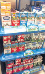 Milch in russischen Regalen: EU-Produkte lassen sich durch Waren aus den GUS-Ländern, Nordafrika oder Asien ersetzen.