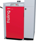 Den Scheitholzkessel für Halbmeter-Scheite S1 Turbo F gibt es nun auch mit Pelletsflansch.