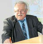Letztmalig in seiner aktiven Dienstzeit war Ministerialdirigent Joachim Hauck mit einem Grußwort beim LVEO und erwies sich als Verfechter für die Anliegen der Obstbauern.