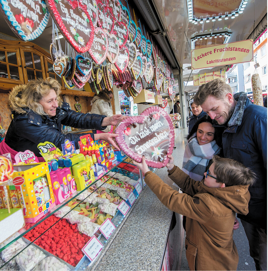 Von Samstag 23. bis Montag 25. Februar lädt Heilbronn zum traditionellen Pferdemarkt ein. Rund 400 Händler und Aussteller sorgen mit ihren Ständen für Jahrmarktstimmung und in der Stadthalle Harmonie findet der Antik- und Trödelmarkt statt. Samstag und Sonntag gibt es Ponyreiten für die Kinder. Mehr Informationen zum Programm unter www.heilbronn-tourist.de