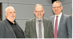 Erläuterten die Notwendigkeit und Bedingungen zur Frostversicherung für Kern- und Steinobst (v. l.): Heinrich Huber vom Südtiroler Hagelschutzkonsortium, Klaus Mugele, Vizepräsident des Landesbauernverbandes und Michael Lösche von der Vereinigten Hagel.