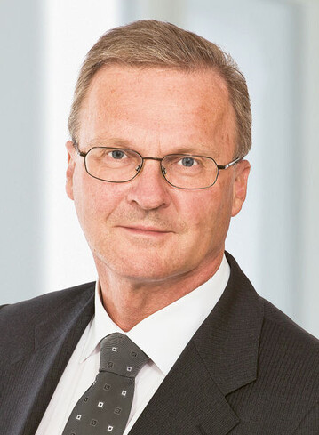 Dr. Josef Schwaiger