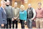 Freuten sich über einen spannenden Vortragsabend beim Bezirksarbeitskreis Blaubeuren (v. l.): Der Leiter des Landwirtschaftsamtes Alb-Donau, Frank Schied, Thomas Steeb und Dr. Clemens Dirscherl vom Bauernwerk, Landfrauenvorsitzende Inge Müller, der neue Kreisvorsitzende des Bauernverbandes Ulm-Ehingen, Ernst Buck, sowie der vlf-Vorsitzende Alb-Donau-Ulm, Jochen Riedel.