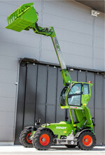 Die Kabine kann bis auf 4,10 Meter hochfahren.