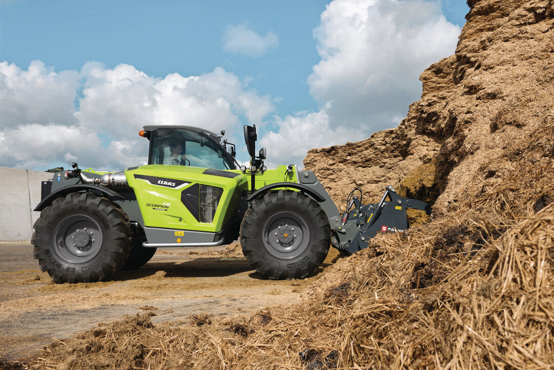 Ausgewhlte Teleskoplader von Claas gibt es jetzt in der Sonderlackierung Night Edition.