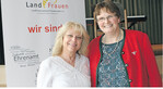 Kreisvorsitzende Katharina Schmelzle (r.) und Autorin Heidi Rau freuten sich über den Zuspruch am Landfrauentag in Lützenhardt.