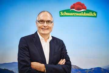 Die Schwarzwaldmilch-Gruppe investiert 15 Mio. Euro in die Logistik: Das Gesamtprojekt luft bis Dezember 2027 und gewhrleistet eine zukunftsfhige Logistikanlage inklusive einer Verdopplung der Palettenstellpltze durch die Erweiterung des Hochregallagers, erluterte Heinz Kaiser, Geschftsleiter Landwirtschaft, mit Blick auf die Erneuerung und Erweiterung der Logistikanlage Frische. 
