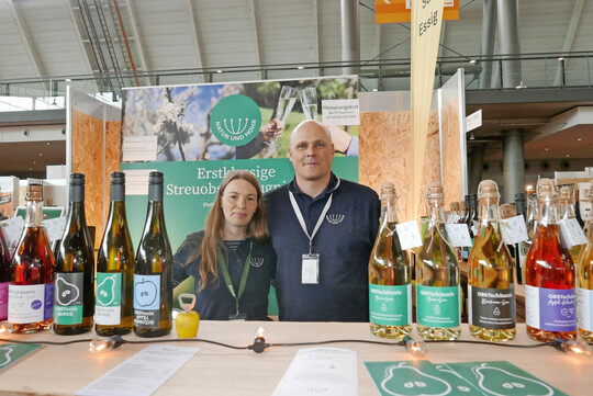 Judith und Dennis Mohr betreiben die Streuobstmanufaktur Natur und Mohr mit Weinen, Seccos und Brnden aus alten Apfel- und Birnensorten.