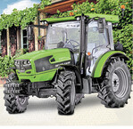 Hofarbeiten, leichte Transporte und Feldeinsätze auf überschaubaren Flächen gehören zu den Einsatzschwerpunkten der neuen 5D Keyline-Einsteigermodelle.