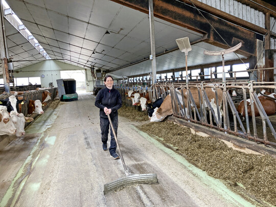 Rebecca Gerstmeier leitet einen Milchviehbetrieb mit 70 Khen.