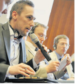 Junglandwirte kamen zum Austausch mit US-Landwirtschaftsminister Tom Vilsack in die amerikanische Botschaft.