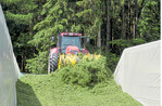 Eine sorgfältige Verdichtung im Silo ist ab der ersten Fuhre wichtig, um den Futterverderb zu minimieren.
