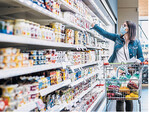 Wer zuhause arbeitet und kocht, kauft häufiger im Supermarkt ein.