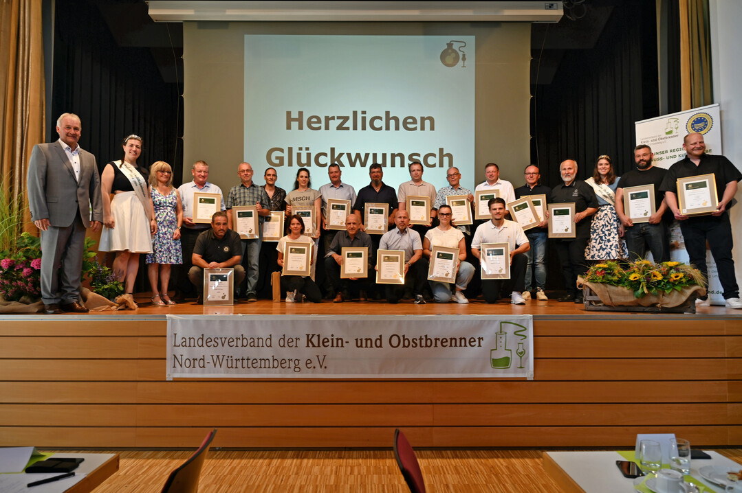 Prmierungsfeier Kleinbrenner Nord-Wrttemberg: Gruppenbild aller Kategoriensieger