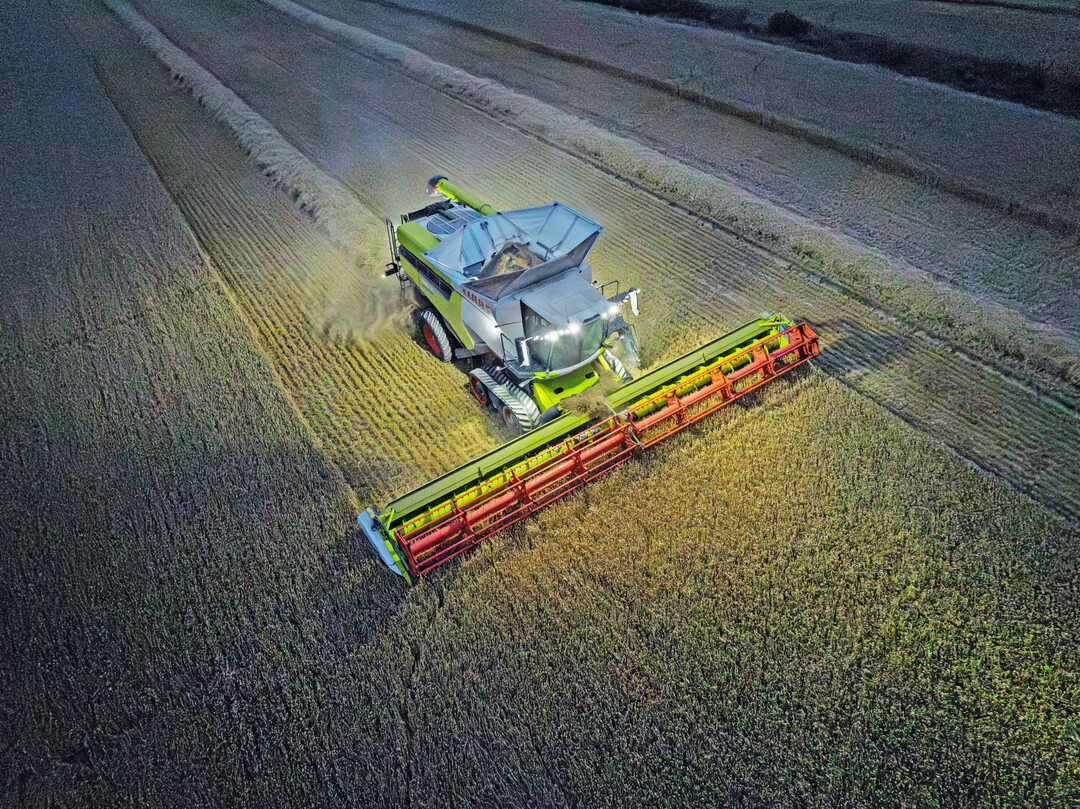 Claas hat die Lexion-Baureihe berarbeitet und fhrt als neues Modell den Lexion 8500 ein.