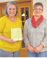 Annette Riehle (r.) bedankte sich bei Ute Streicher für die Anregungen.
