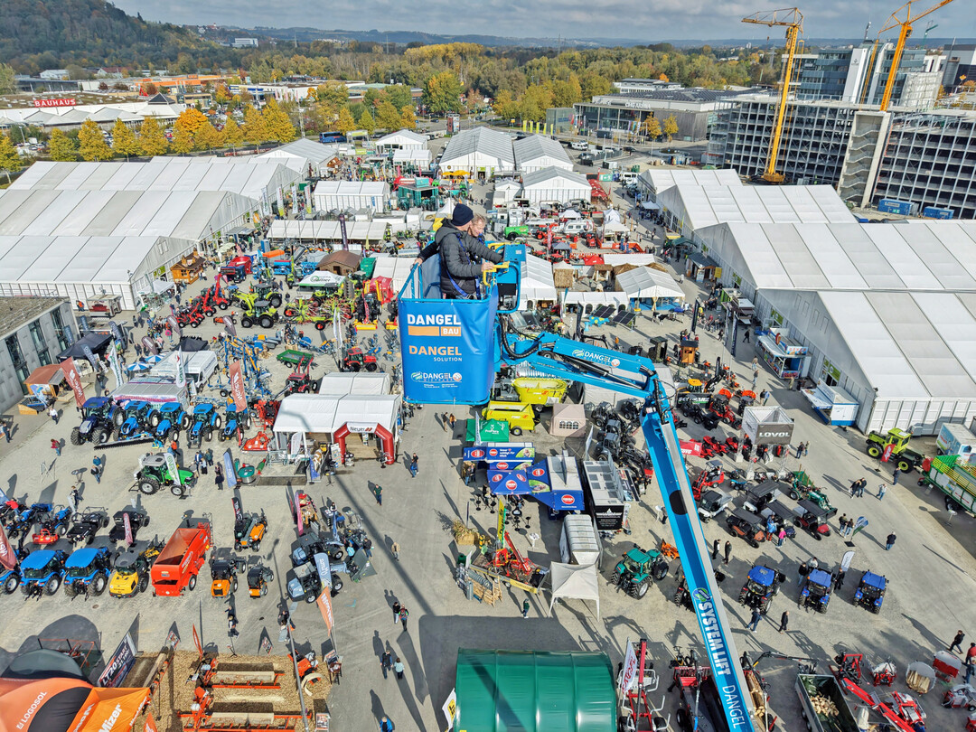 Fünf Tage lang, bis Sonntagabend, 19. Oktober, dauert die größte Landwirtschafts- und Verbrauchermesse im Südwesten. 501 ausstellende Betriebe zeigen sich auf den rund 37.000 Quadratmetern Messegelände bei der Ravensburger Oberschwabenhalle.