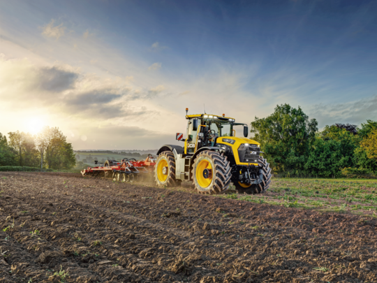 Die JCB-Serie 6000 hat eine Allradlenkung.
