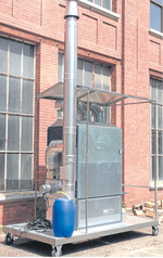 Den fahrbaren Holzwarmluftofen FHDG gibt es in sechs Ausführungen von 28 bis 510 kW Heizleistung.