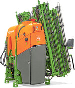 Die ISOBUS-kompatible UF 1602 verfügt über einen schwerpunktgünstigen Polyethylentank.