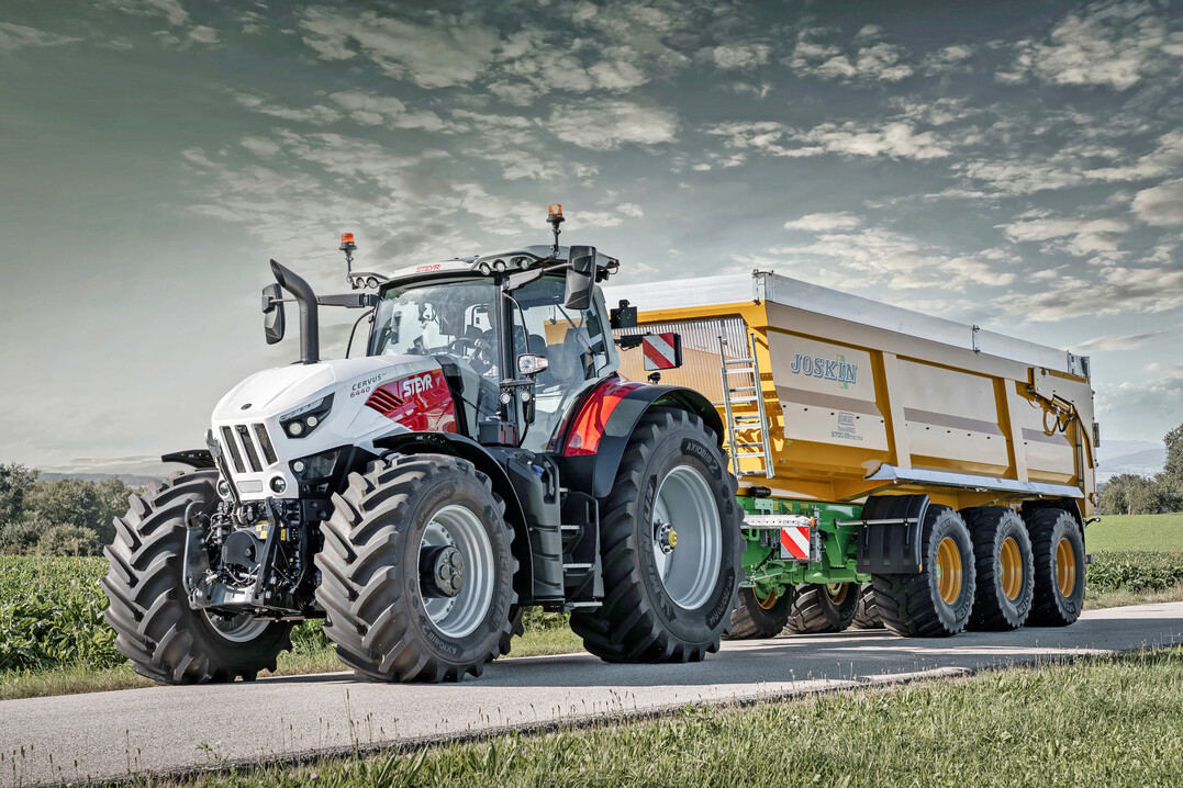 Die neue Baureihe Steyr Cervus CVT hat bis zu 435 PS.