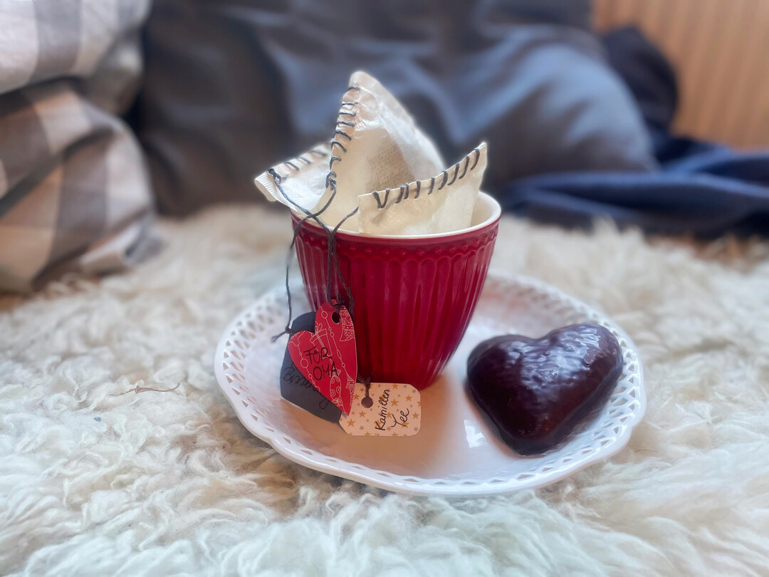 Selbstgemachte Teebeutel sind eine schne Geschenkidee.