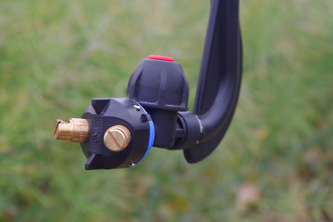 Ein Teil der Landwirte setzt bereits auf bienenschonende Dropleg-Düsen.