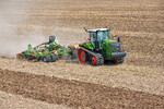 Zur Agritechnica 2017 besetzt Fendt erstmals das Marktsegment Raupentraktoren im oberen Leistungsbereich von 380 bis 646 PS.