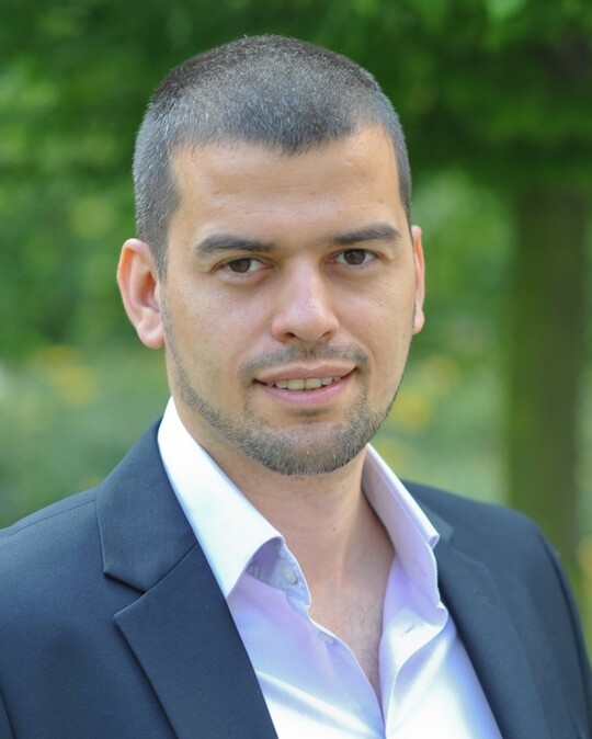 Dr. Ivan Djuric ist Wissenschaftlicher Mitarbeiter der Abteilung Agrarmrkte des Leibniz-Instituts fr Agrarentwicklung in Transformationskonomien (IAMO) in Halle (Saale)