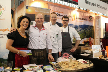 Die Naturpark-Wirte boten auf der Slow Food Messe in Stuttgart regionale Kstlichkeiten aus dem Schwarzwald an.