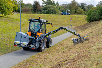 Der Ausleger bietet eine Reichweite von 4,9 Metern.