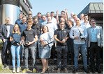 Auf die Sekte, fertig, los! Vor den Präsentationen gabs noch schnell ein Gruppenbild mit allen 23 angehenden Technikern.