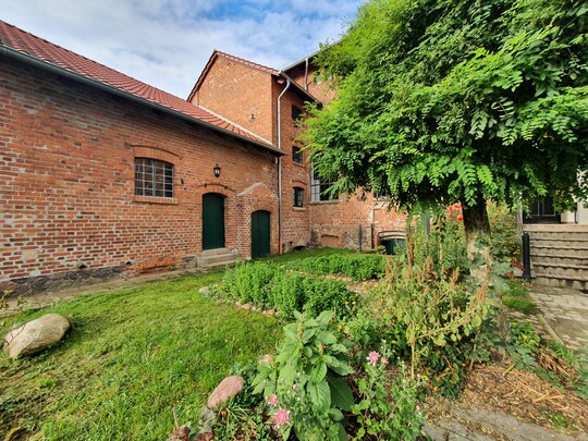 Das Verwaltungsgeb�ude des Betriebs in Alt Madlitz