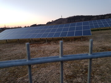 Bei Verpachtung von Flchen fr Freiflchen-PV-Anlagen mssen die Vertragsbedingungen und Konsequenzen genau geprft werden.
