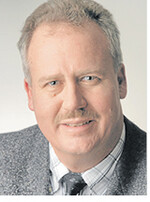 leitet das Fachgebiet Agrarinformatik und Unternehmensführung sowie die Forschungsstelle für Genossenschaftswesen an der Uni Hohenheim.