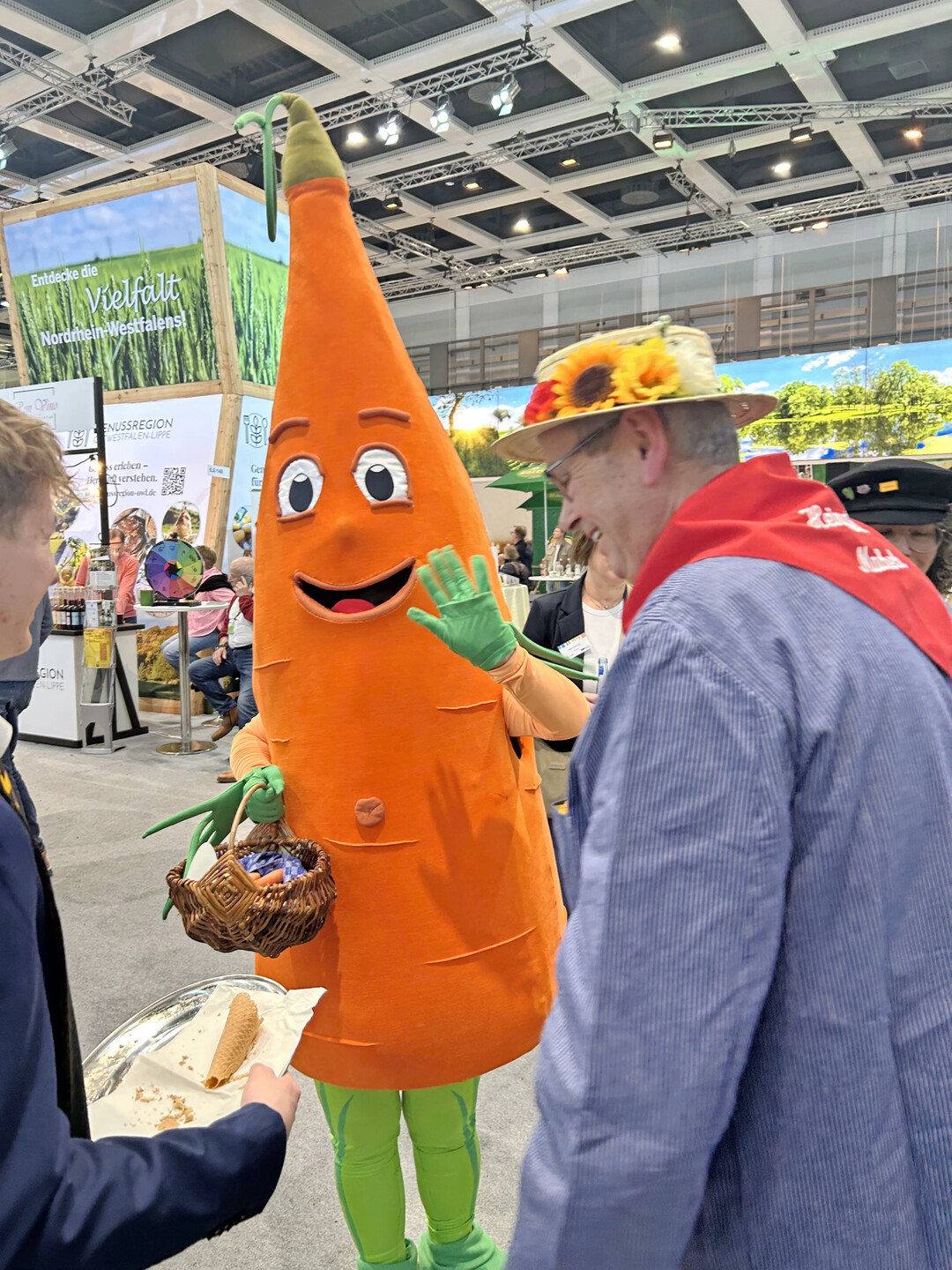 Gru� von der Messe.