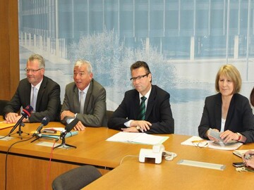 Im Stuttgarter Landtag stellte die Landes-CDU ihre Handlungsschwerpunkte fr den lndlichen Raum vor. Von links: Alois Gerig, Thomas Strobl, Peter Hauk und Elke Brunnemer. 